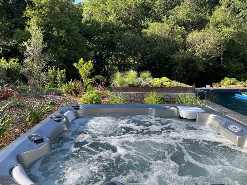 Jacuzzi_2 Jacuzzi_2